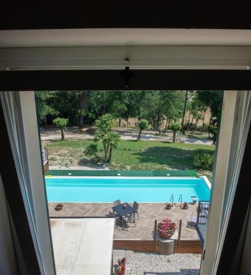 اتاق استاندارد سه نفره, Tenuta Villa Colle Sereno