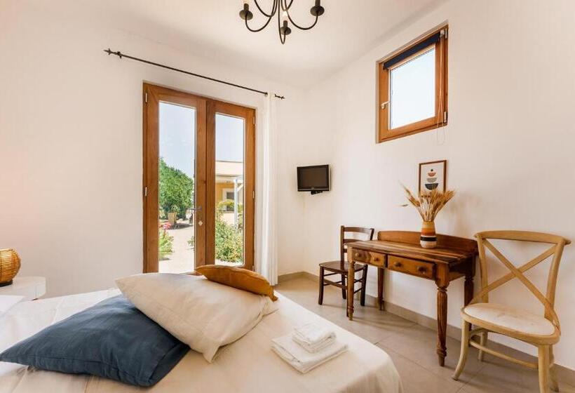 اتاق اکونومی, Villa Mazzella