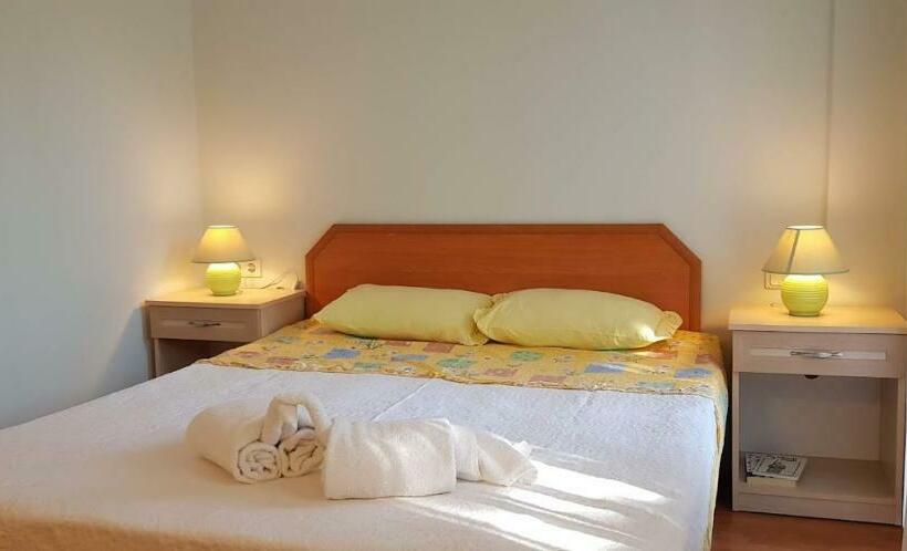 اتاق لوکس با بالکن, Boncuklu Otel