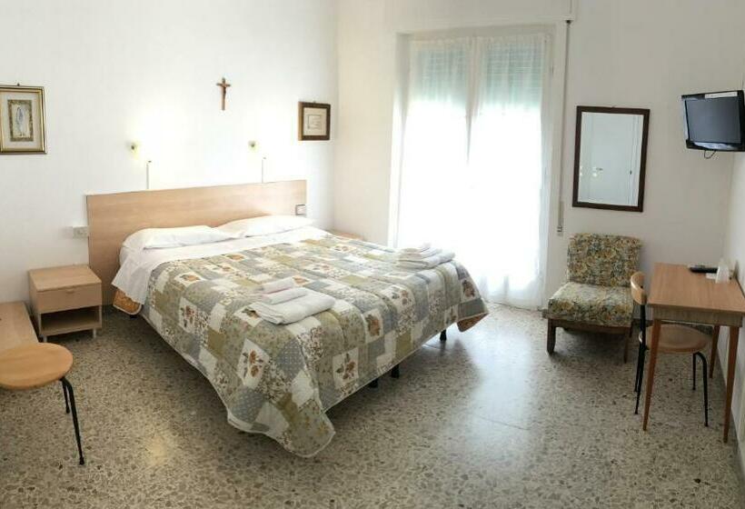 标准间, Casa Diomira