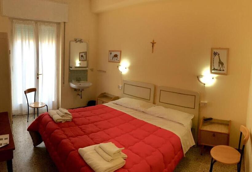带共用浴室的标准房间, Casa Diomira