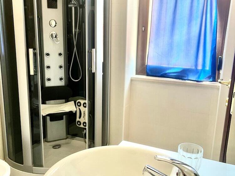 اتاق لوکس, Lo Scrigno B&b
