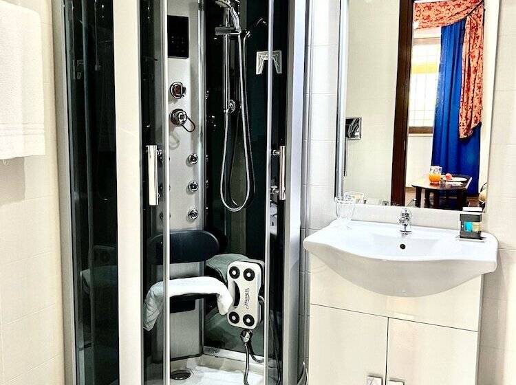 اتاق لوکس, Lo Scrigno B&b