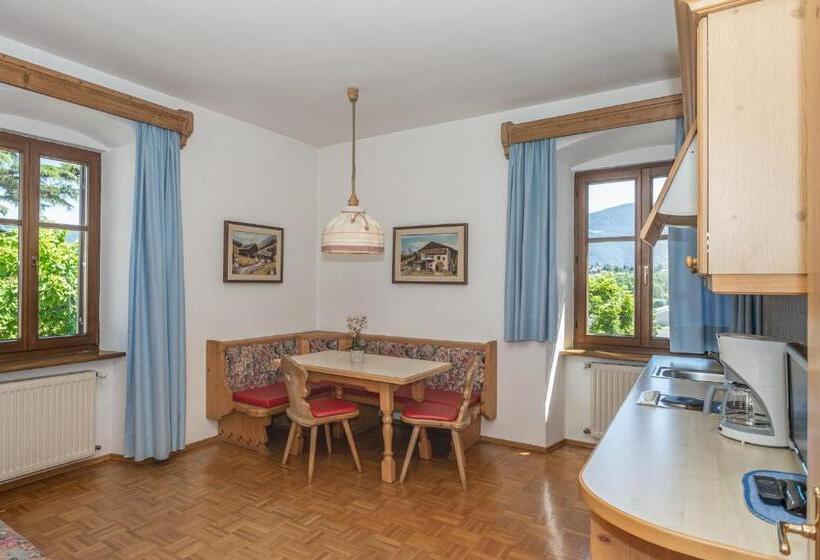 آپارتمان 1 خوابه, Appartements Eppanerhof