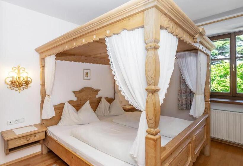 آپارتمان 1 خوابه با بالکن, Appartements Eppanerhof