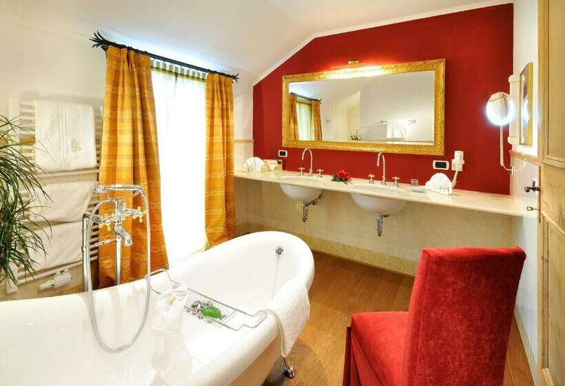 سوییت, Schloss Hotel Korb