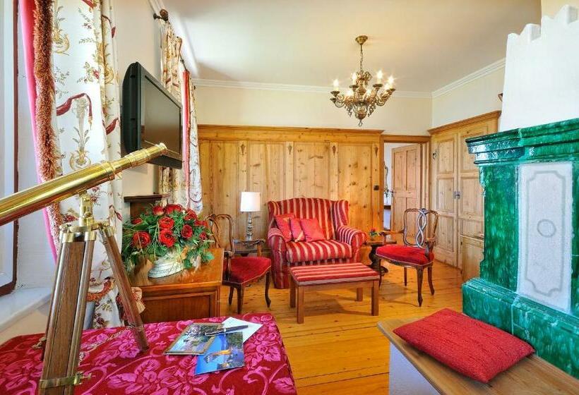 سوییت, Schloss Hotel Korb