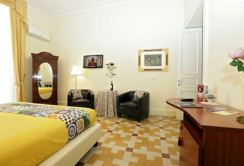 اتاق لوکس, B&b Antonello Da Messina