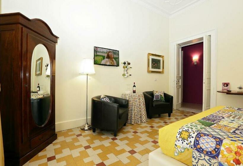 اتاق لوکس, B&b Antonello Da Messina