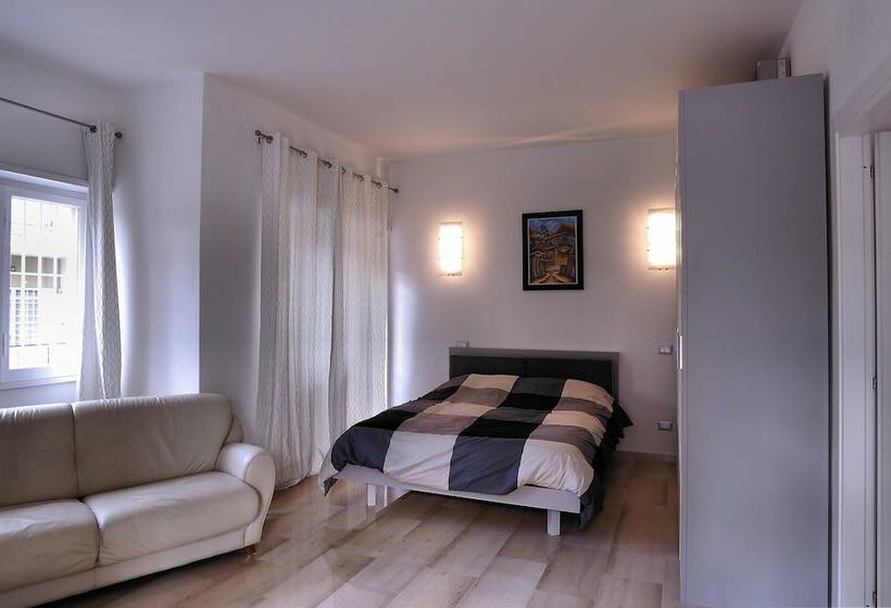 اتاق استاندارد سه نفره, B&b Spqr