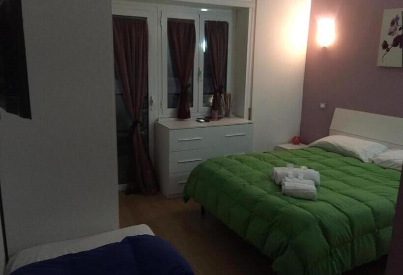 اتاق استاندارد سه نفره, B&b Spqr
