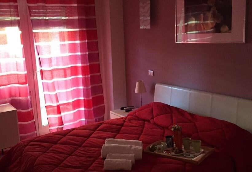 اتاق استاندارد سه نفره, B&b Spqr