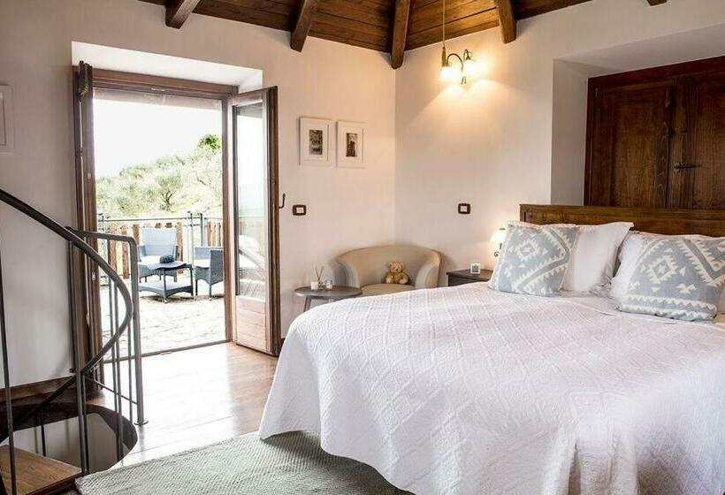 Deluxe Suite King Bed, Casale San Pietro