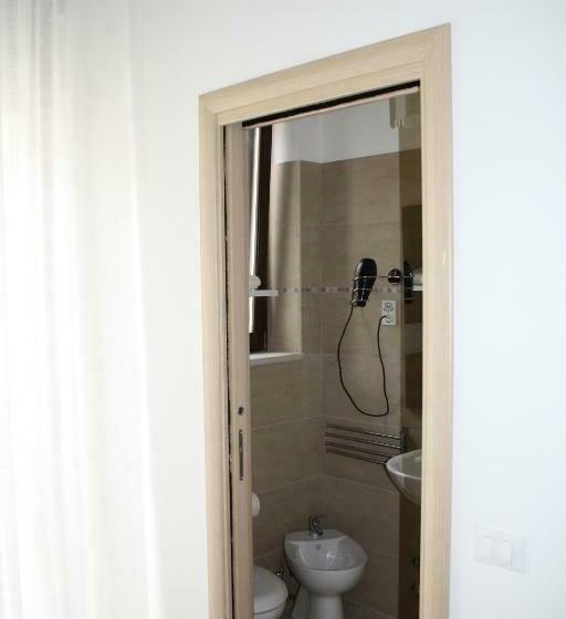 اتاق استاندارد با بالکن, B&b Stelle Della Daunia