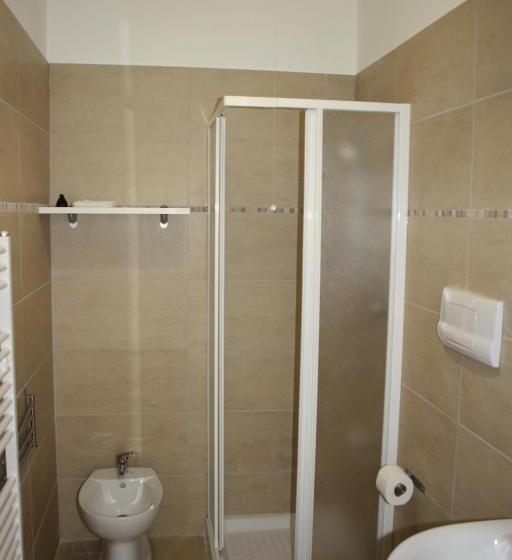 اتاق استاندارد سه تخته با بالکن, B&b Stelle Della Daunia