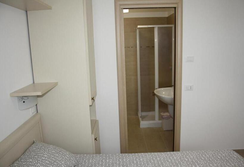 اتاق استاندارد, B&b Stelle Della Daunia