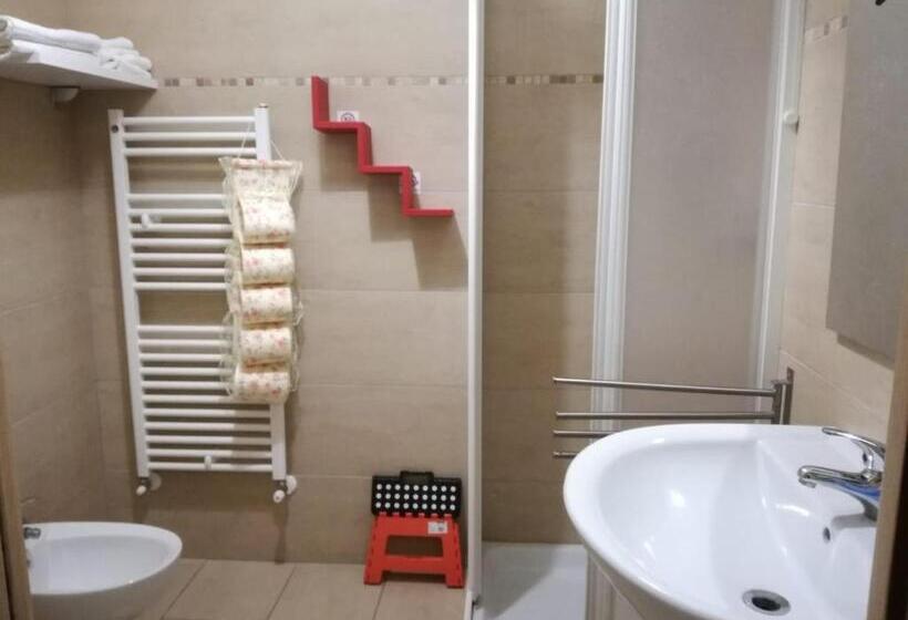اتاق راحتی سه تخته, B&b Stelle Della Daunia