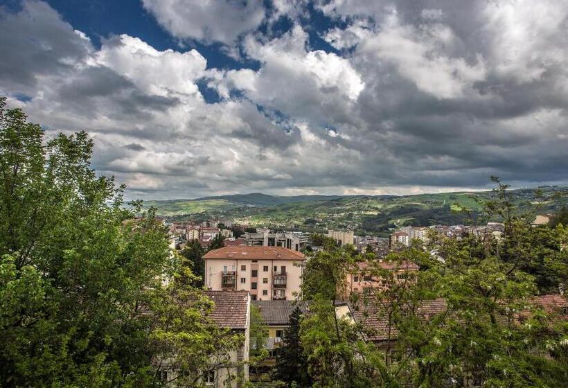 اتاق استاندارد سه نفره, Blunotte Potenza
