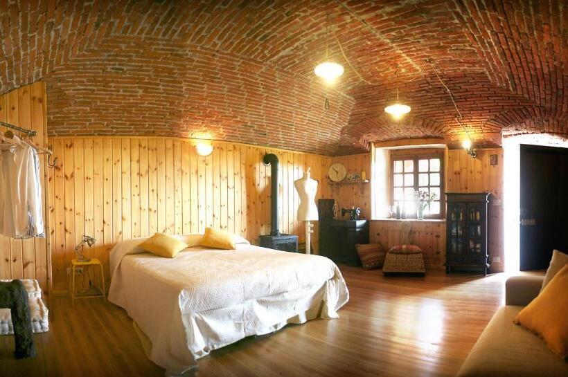 اتاق لوکس چهار تخته, Cascina Brunod