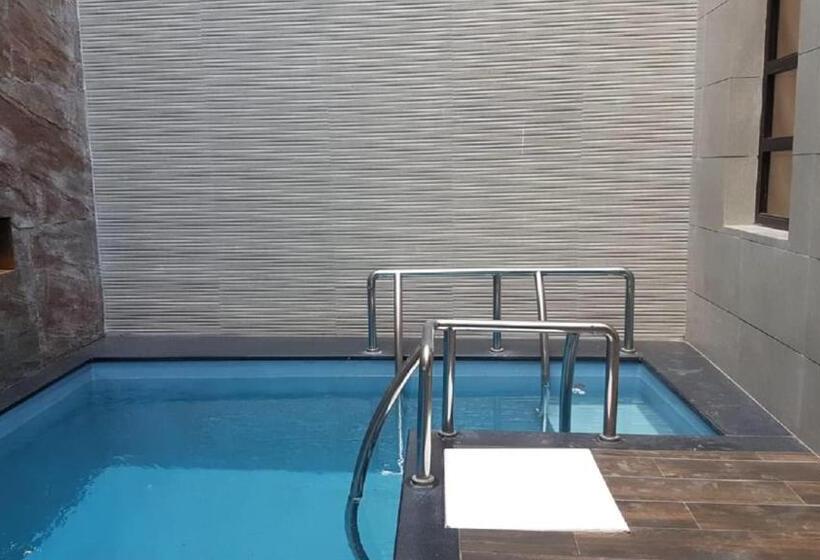 ویلای یک اتاق خوابه با استخر شنا, Broad Bean Resort & Spa