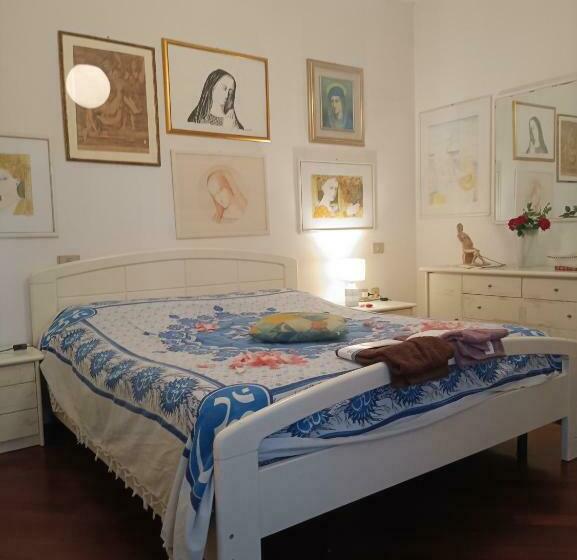 اتاق لوکس با بالکن, Matrioska B&b