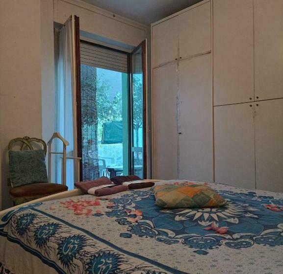 اتاق لوکس با بالکن, Matrioska B&b