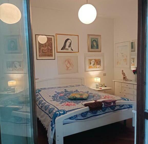 اتاق لوکس با بالکن, Matrioska B&b