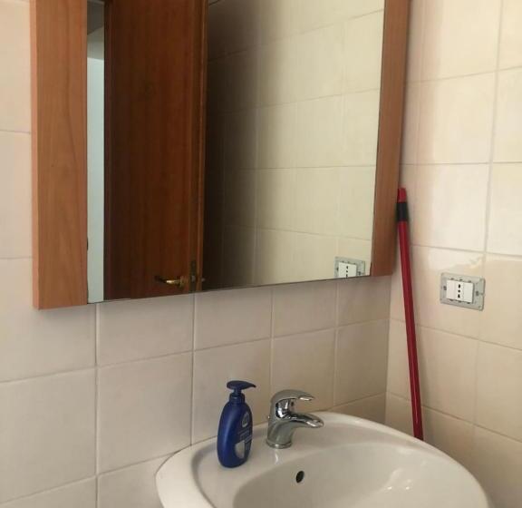 آپارتمان 1 خوابه, Hostels Euro Mediterraneo