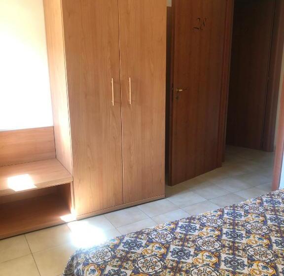 آپارتمان 1 خوابه, Hostels Euro Mediterraneo
