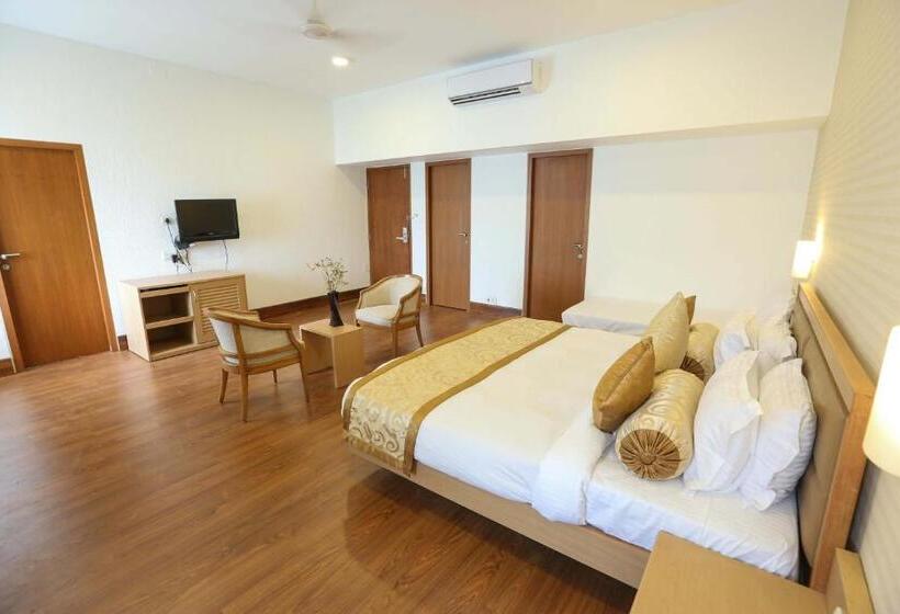 سوییت سوپریور, Avenue 11 Boutique Residences, Poes Garden Chennai