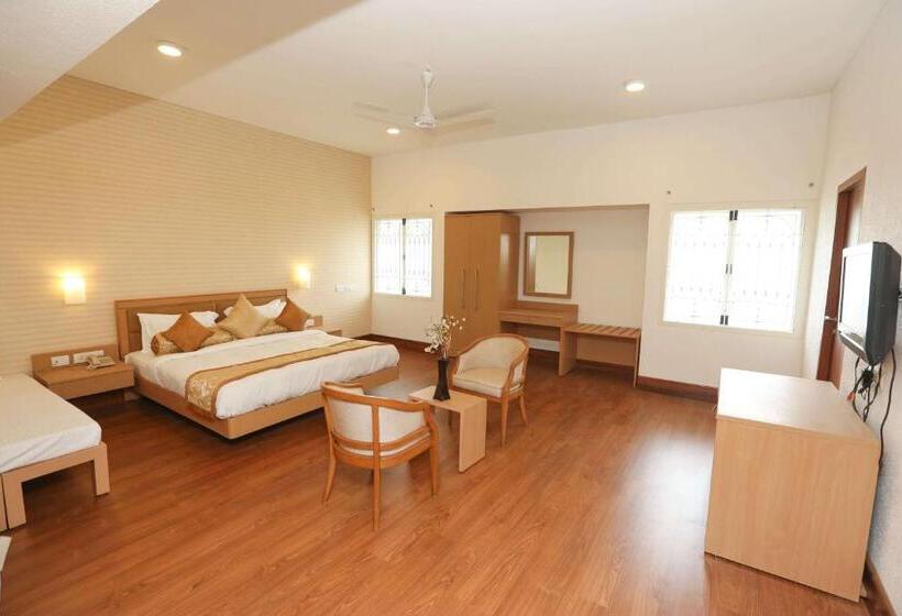 سوییت سوپریور, Avenue 11 Boutique Residences, Poes Garden Chennai