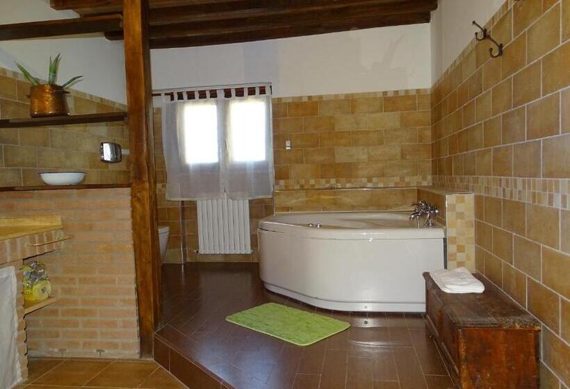 اتاق خانوادگی, La Vecchia Stalla B&b