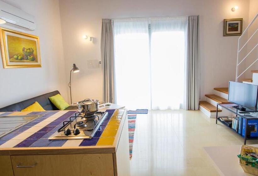 آپارتمان 2 خوابه, Petrantica Resort