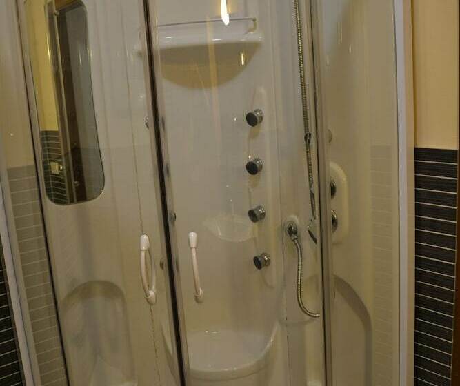 اتاق استاندارد, B&b Due Fontane