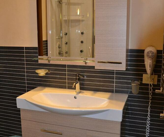 اتاق استاندارد, B&b Due Fontane