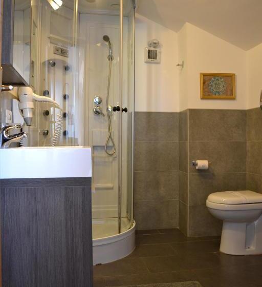 اتاق استاندارد, B&b Due Fontane