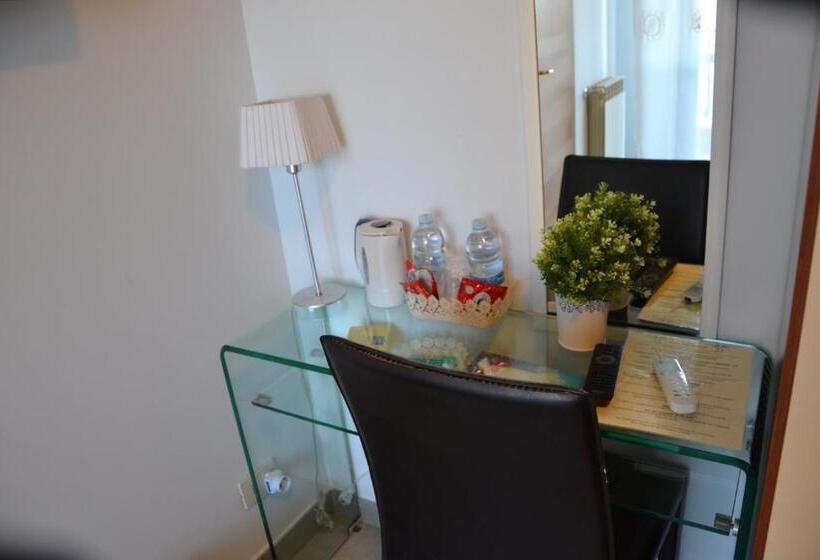 اتاق استاندارد, B&b Due Fontane
