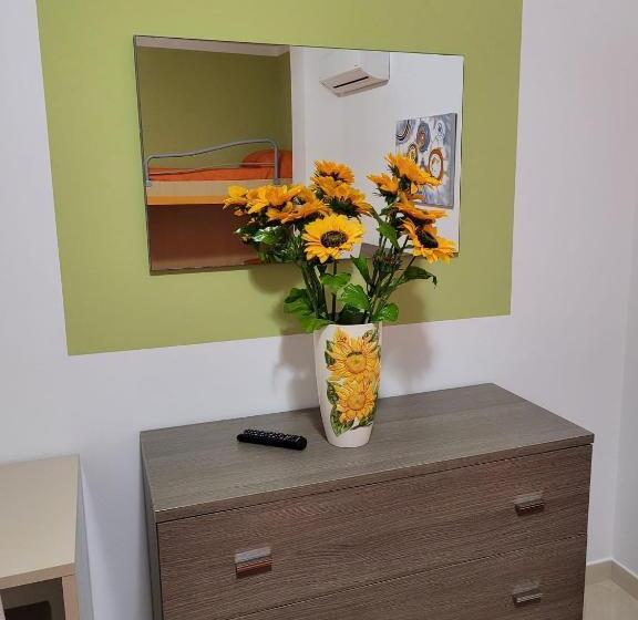 سوئیت جونیور خانوادگی, Kristal