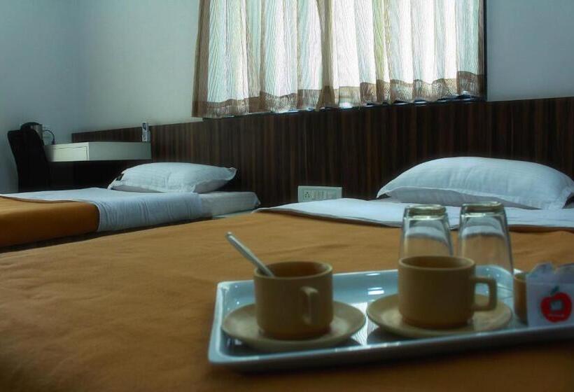 اتاق لوکس, Aashiyana Inn