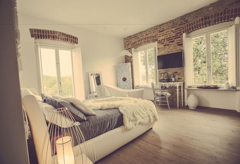 سوئیت با بالکن, Langhe Country House