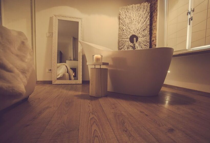 سوئیت با بالکن, Langhe Country House
