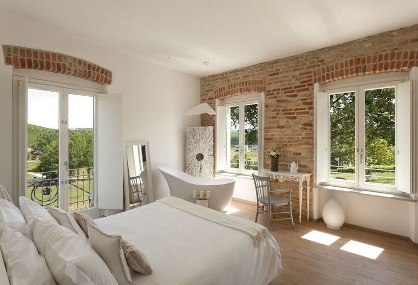 سوئیت با بالکن, Langhe Country House