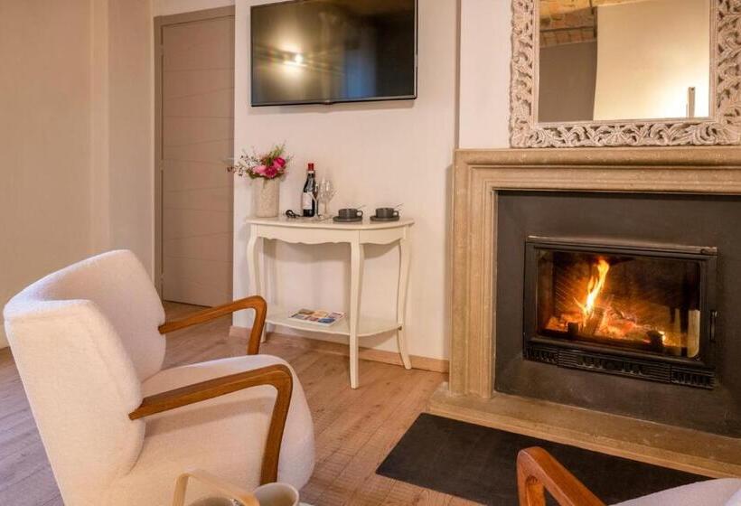 اتاق استاندارد با چشم‌انداز باغ, Langhe Country House