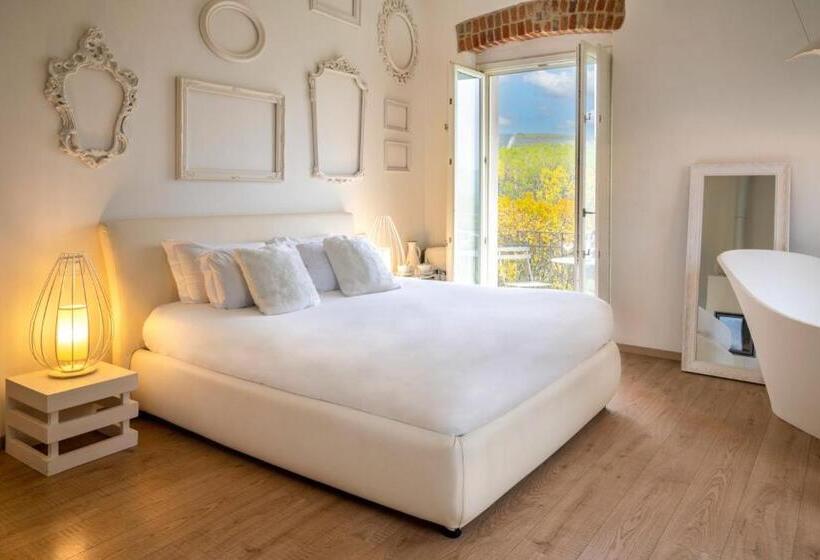 سوئیت با بالکن, Langhe Country House