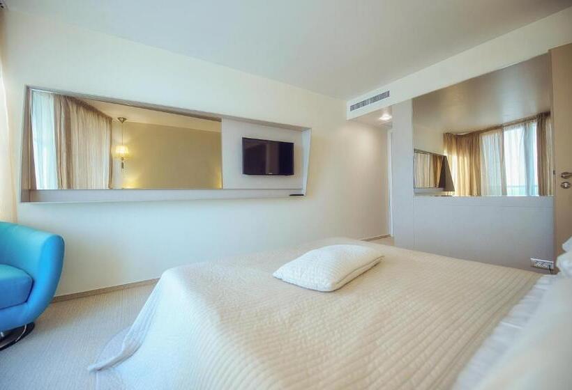 سوییت با چشم‌انداز دریا, Turquoise All Inclusive