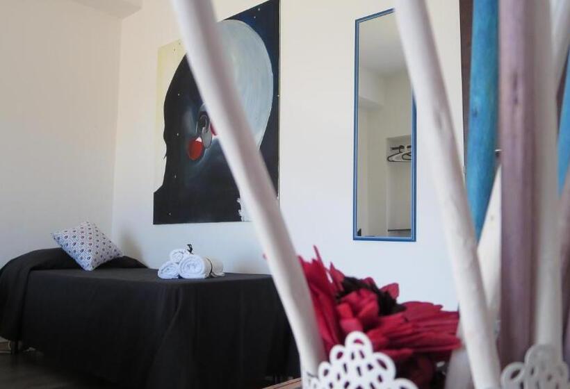 اتاق استاندارد سه نفره, Idria B&b