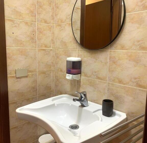 اتاق لوکس چهار تخته, Cascina Bellaria