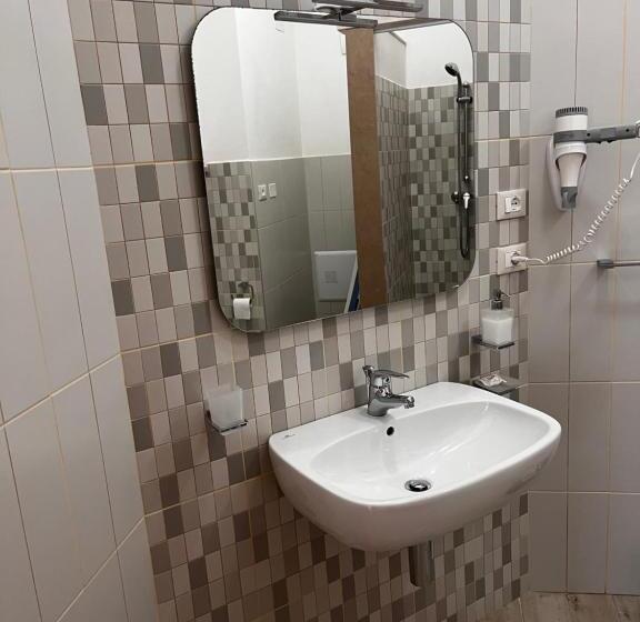 اتاق استاندارد, B&b Colle Acquabella