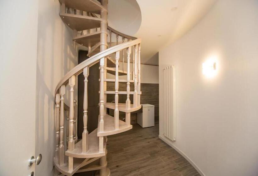 اتاق استاندارد با تخت بزرگ, B&b Corte Sul Naviglio Cin I T 0 1 5 0 7 0 C 1 3 X U I L Q C V