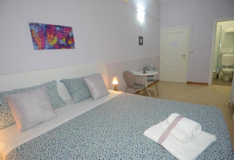 اتاق لوکس, B&b Lecce Stazione Centrale